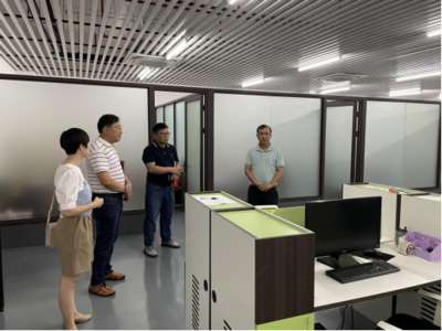 廣西大學(xué)團(tuán)委書記謝能重一行蒞臨科技園考察指導(dǎo)，聚焦科技企業(yè)孵化器運(yùn)營(yíng)與管理